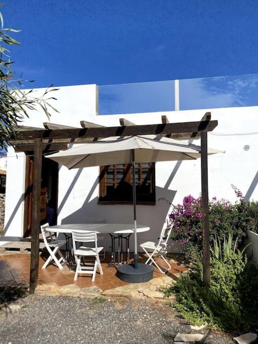 Orange House, Surf&Yoga Lajares Villa Exterior photo